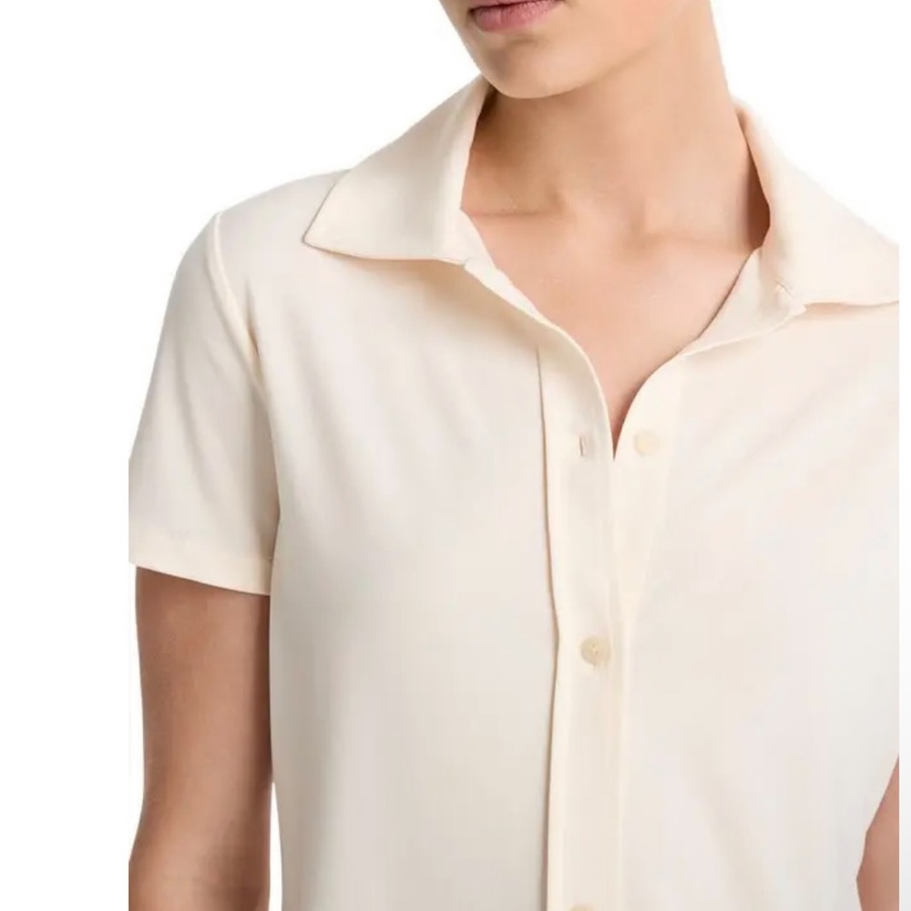 VINCE
Short-Sleeve Button-Front blouse Button-Up Top size XXS women NWOT $298
